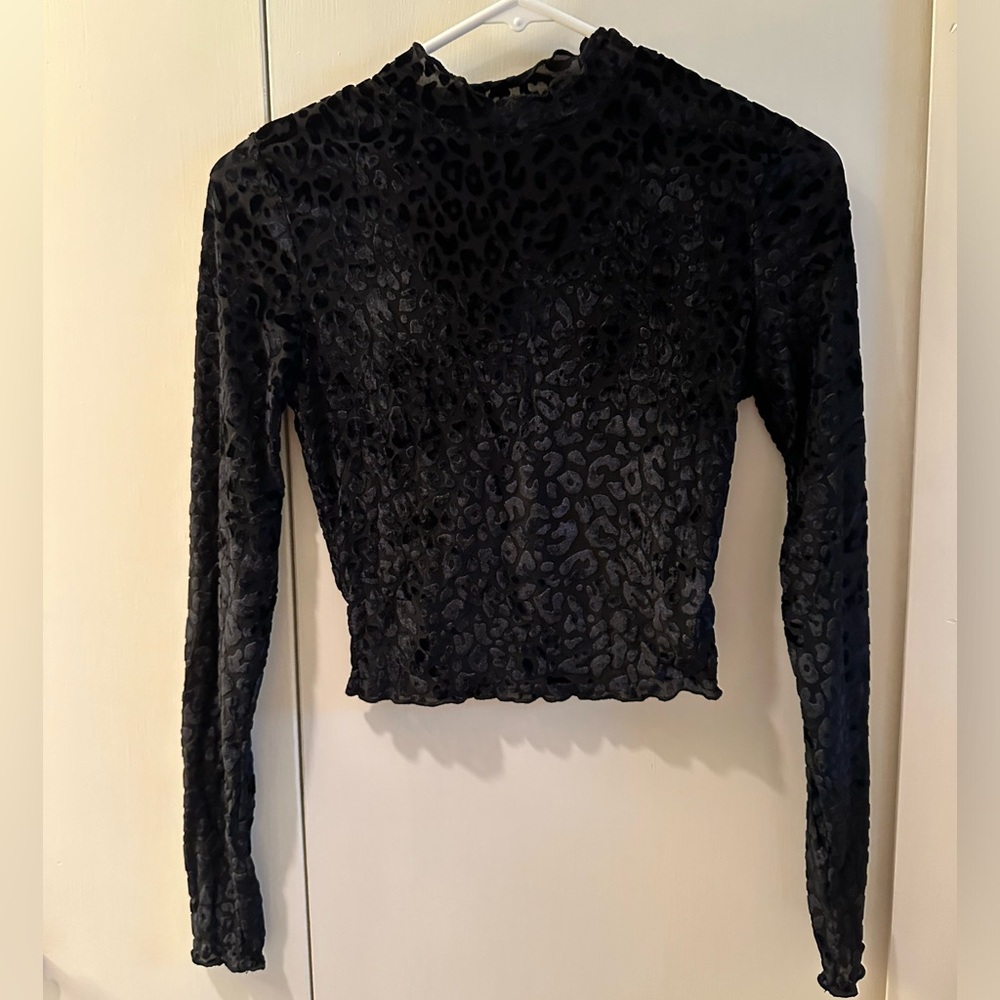 Cheetah print velvet top